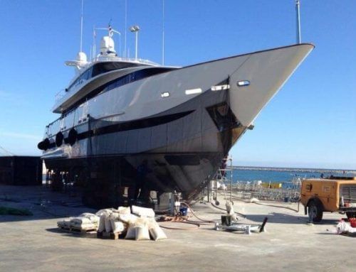 Limpieza náutica ‘Prokrov II’ en Puerto de Denia
